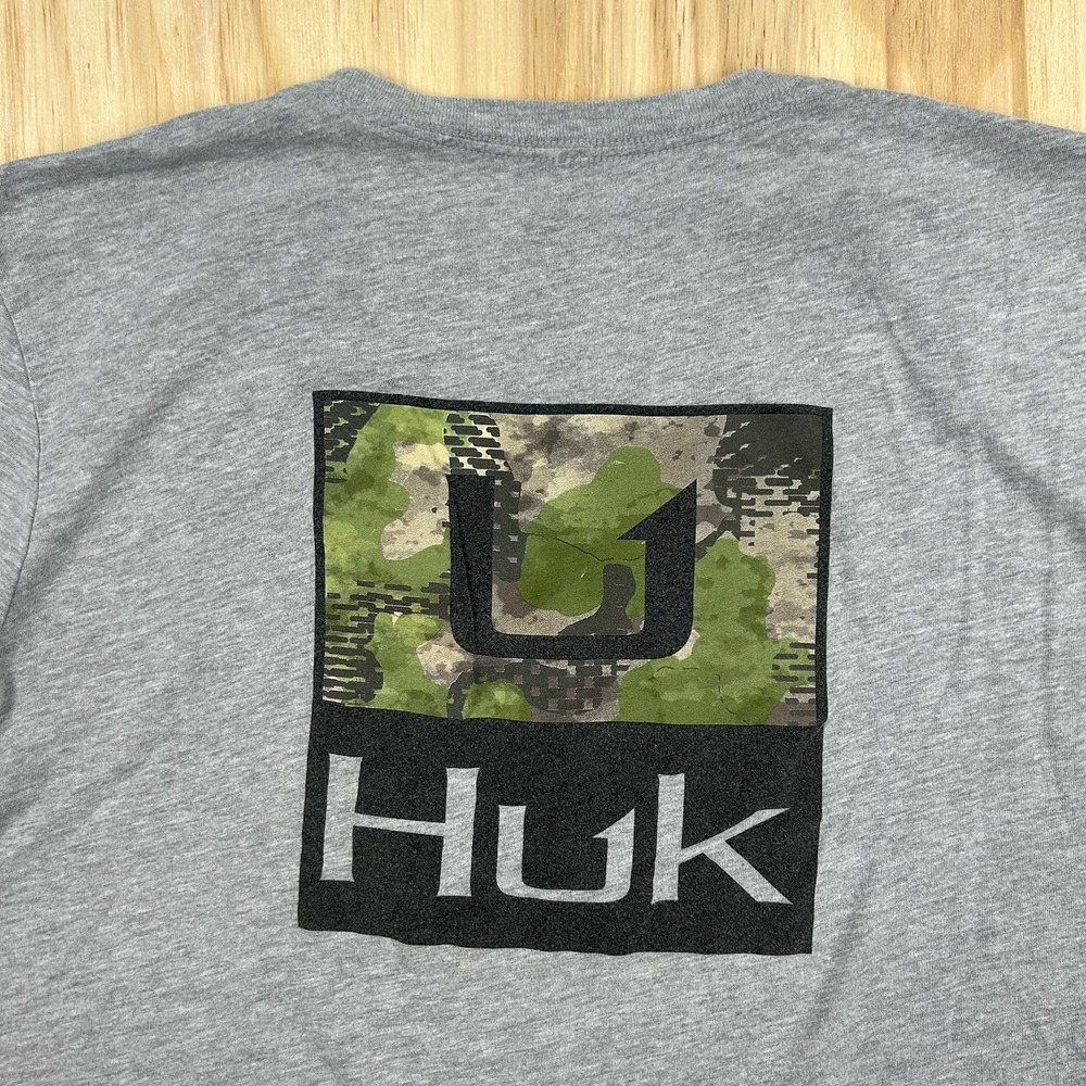 Huk USA Strong Mens XL Gray Fish Graphic Short Sleeve T-Shirt Outdoor Hiking